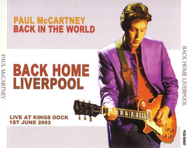 PaulMcCartney2003-06-01KingsDockLiverpoolUK (2).jpg